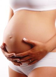 Покалывает живот при беременности