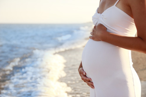 Чешется живот при беременности на поздних сроках