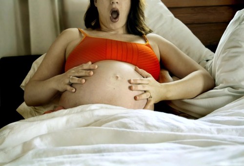 Когда у беременных опускается живот