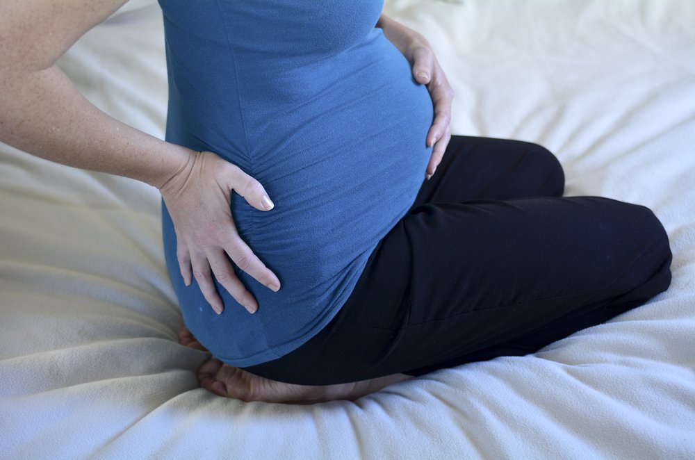 Чешется живот во время беременности