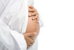 беременность когда начинает расти живот