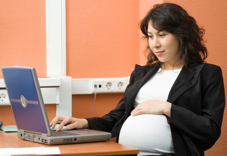 Больничный по беременности и родам - выплаты